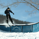 Grinding an S rail, USA - Indiana