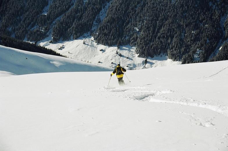 Tony heading for Sertigtal, Davos