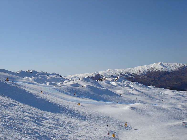 Coronet Peak snow