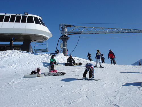 Coronet Peak Ski Resort by: Byung Chun,Moon