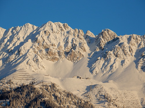 Nordkette Ski Resort by: Bernhard Schlechter