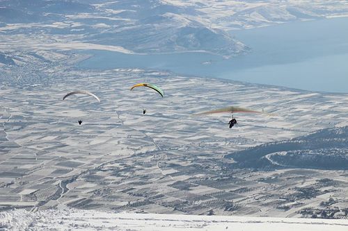 Mt Voras Kaimaktsalan Ski Resort by: nikolaos tsiranidis