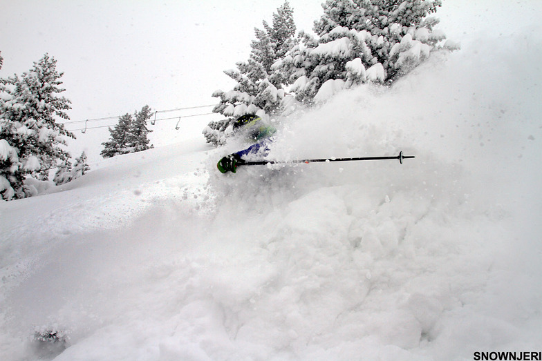 Powder Madness in Brezovica 