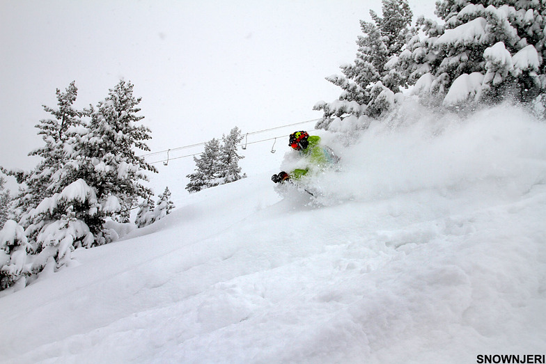 Powder Madness in Brezovica 
