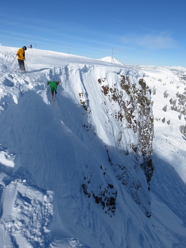 Palisades Tahoe Ski Resort by: Jean-Christophe Morin