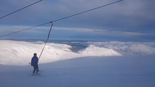Raise (Lake District Ski Ski Resort by: craig vanrooy