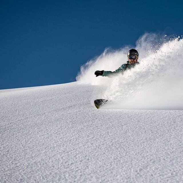 Fresh pow ...  pic by Yorck Dertinger, Ifen (Kleinwalsertal)