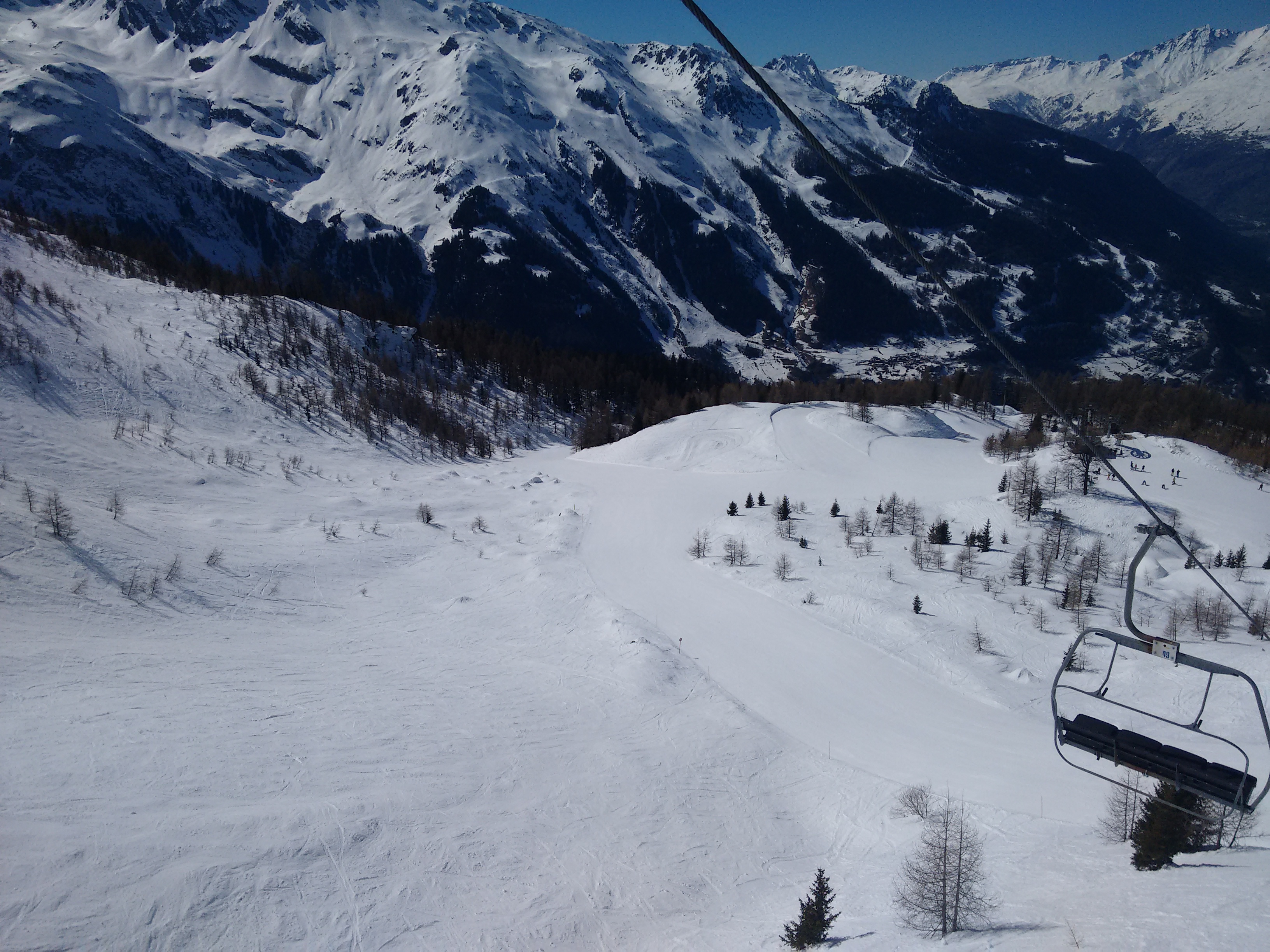 Great for mixed groups. Some great blue runs that all levels can have fun on., Sainte Foy