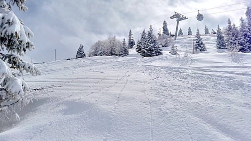 Shymbulak Ski Resort by: Vladimir Semiletov