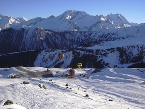 Balloons in Courchevel photo