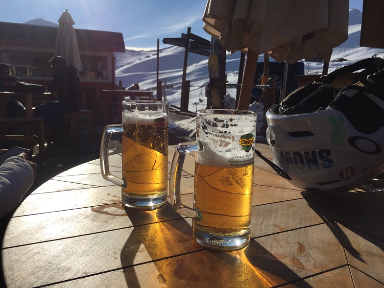 Beer and snow, Valle Nevado