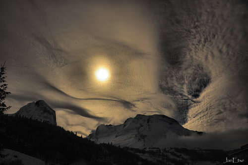 Gourette Ski Resort by: jean etcheverry