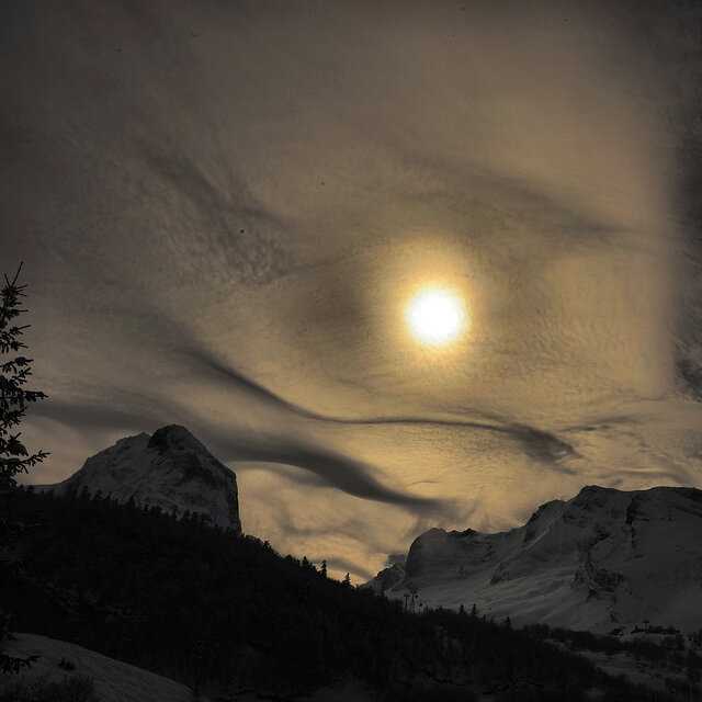 Gourette Snow: Voluptes nuageuses