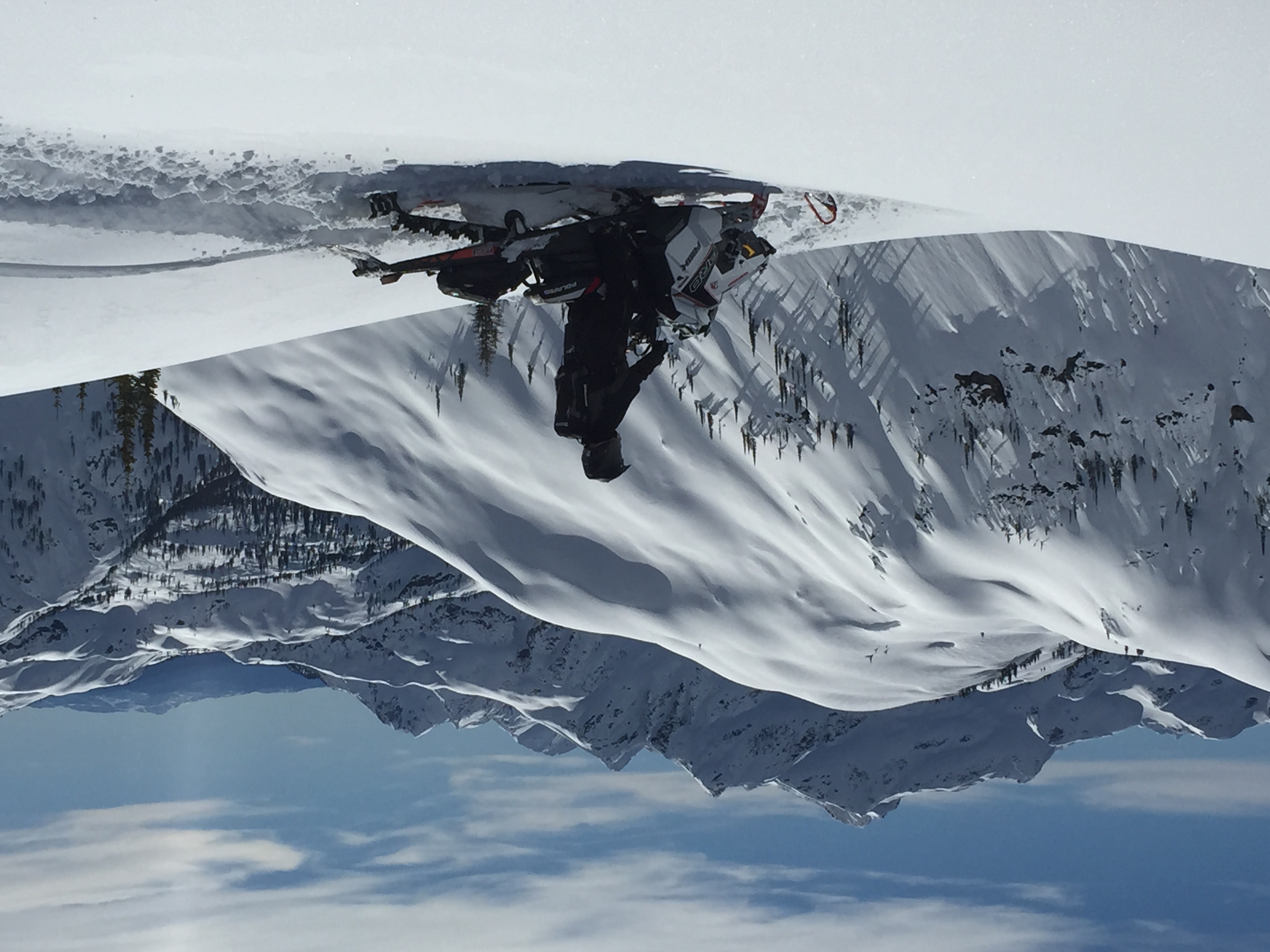 Top of the World Tracks, Mike Wiegele Heli-Skiing Resort