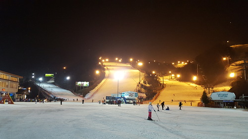 Elysian Gangchon Ski Resort Ski Resort by: Byung Chun,Moon
