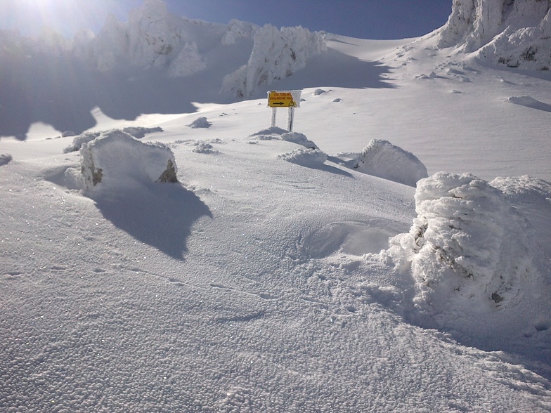 Davrazın Kayak Merkezinin Kralı Keçi Kayası 2444 metre