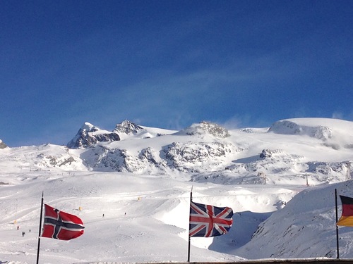 Breuil-Cervinia Valtournenche Ski Resort by: Paul Todd