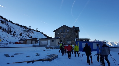 Patscherkofel Ski Resort by: Byung Chun,Moon