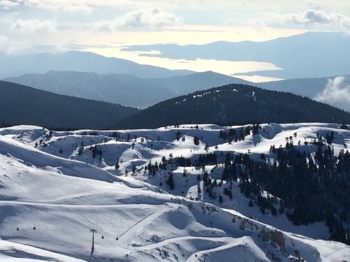 Mt Parnassos-Kelaria Ski Resort by: dridiamantis