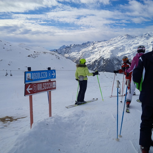 Madesimo Ski Resort by: Phil Hawkins Bella Ski Italia