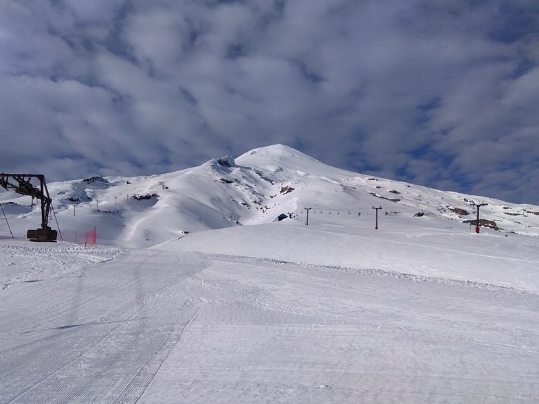 Pretty volcanic mountain, Villarrica-Pucon