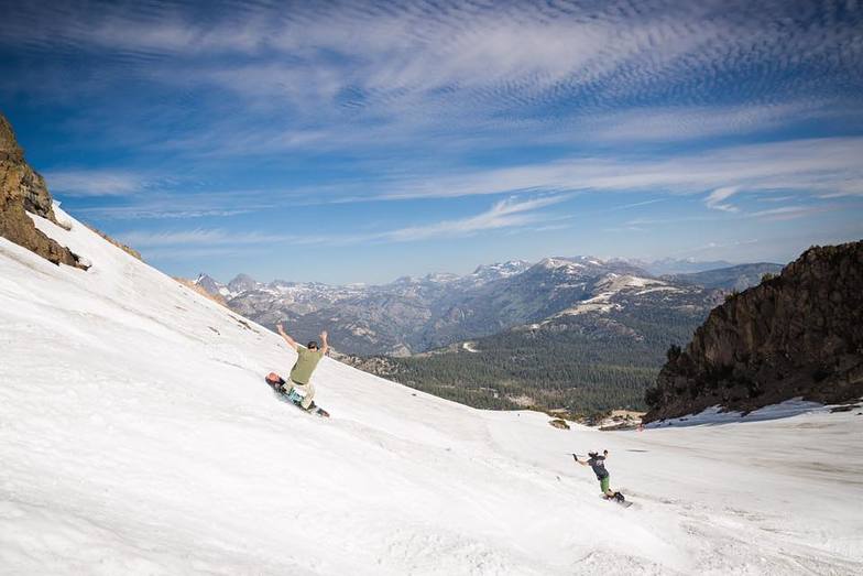 Mammoth Mountain Snowboarding