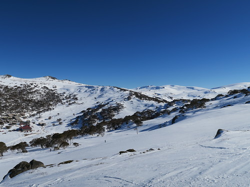 Charlotte Pass Ski Resort by: Hiro