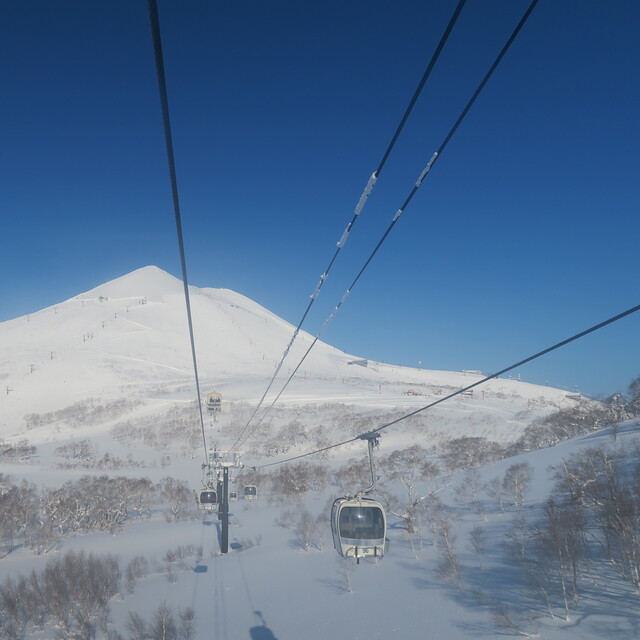 Mysterious beauty Mt.Annupuri, Niseko Village