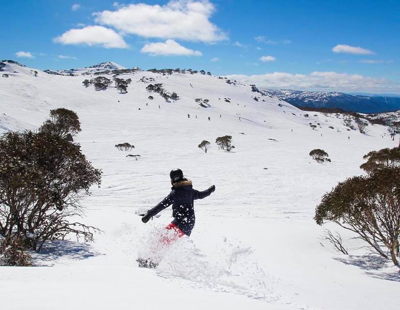 Perisher Snowboarding