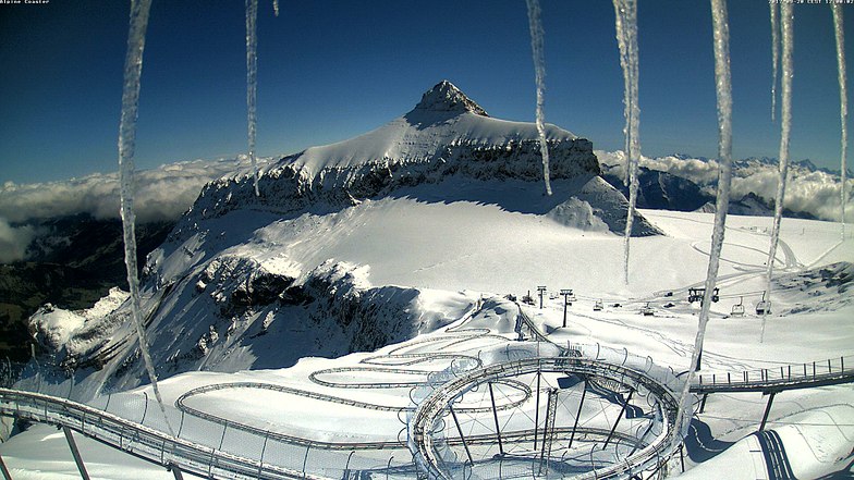 First snowfall of the season, Gstaad Glacier 3000