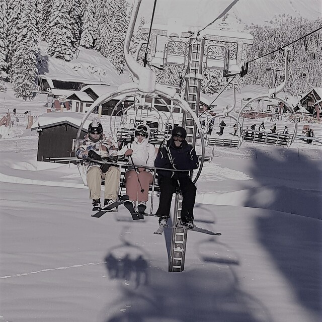 Morgins - Les Portes du Soleil Snow: Avoriaz heading to Morgines