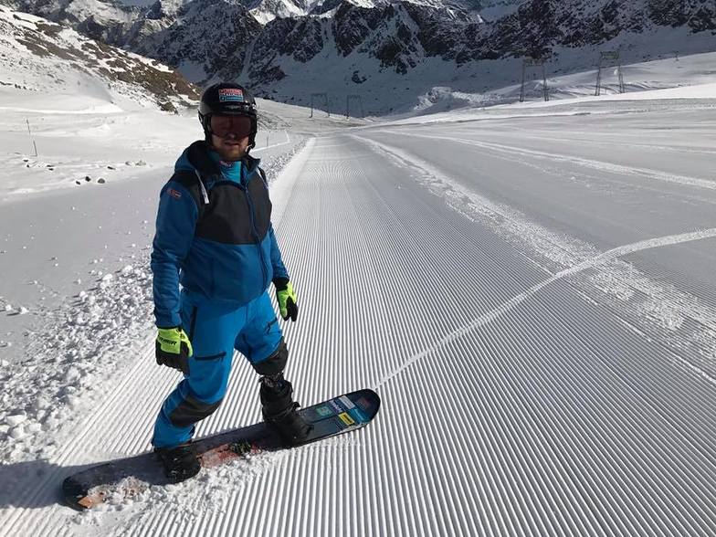 Early snow sees Kaunertal open