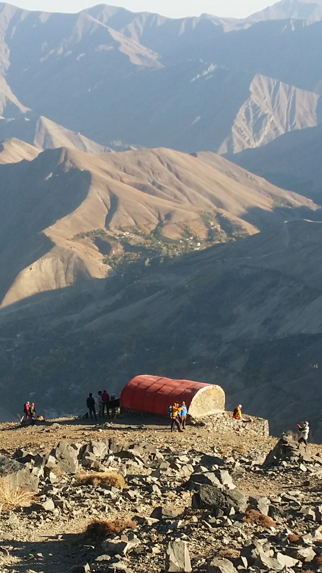 mount kahar shellter, Mount Damavand