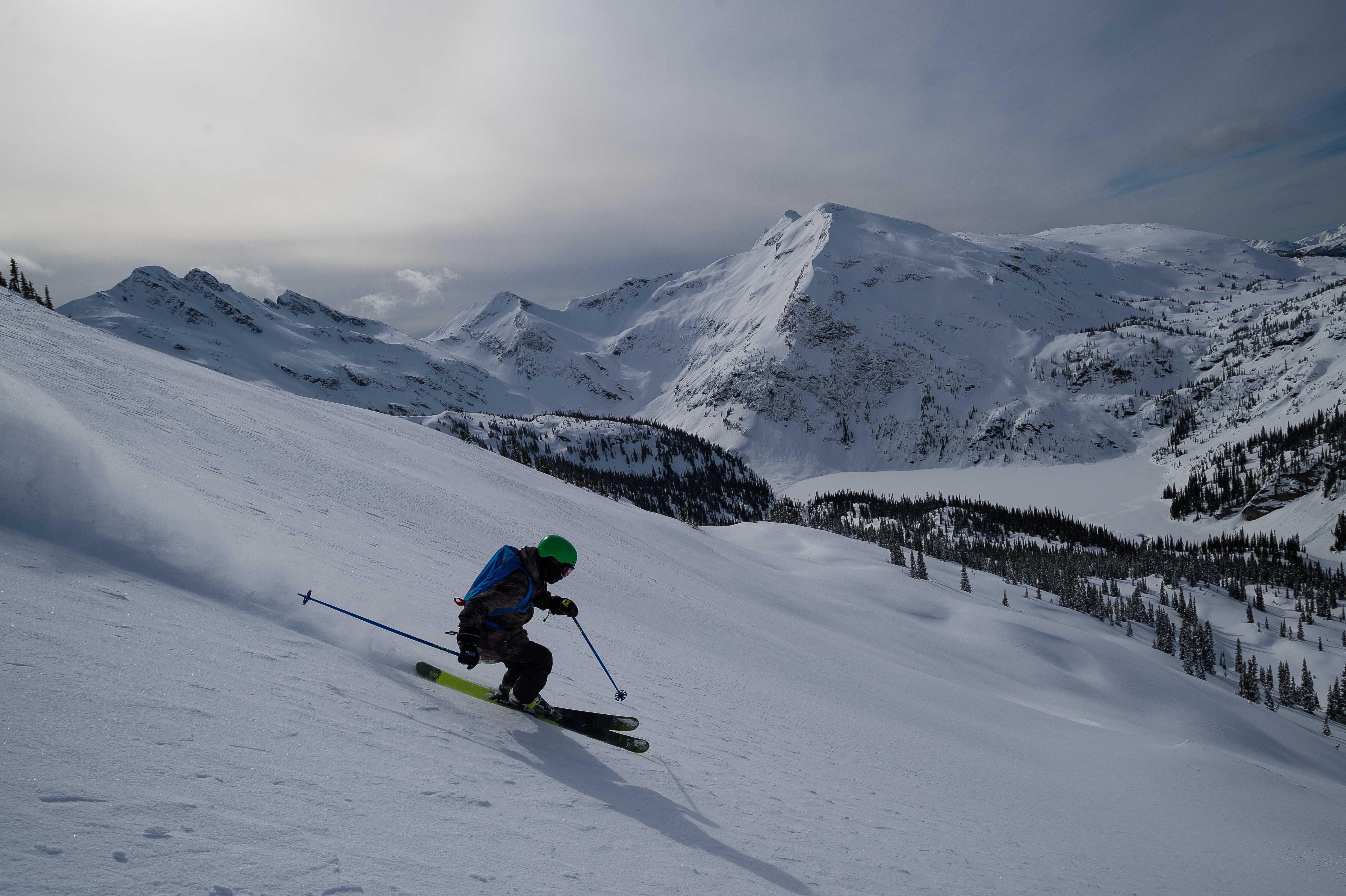 Heli Skiing at Silvertip!, Silvertip Lodge & Heli-Skiing