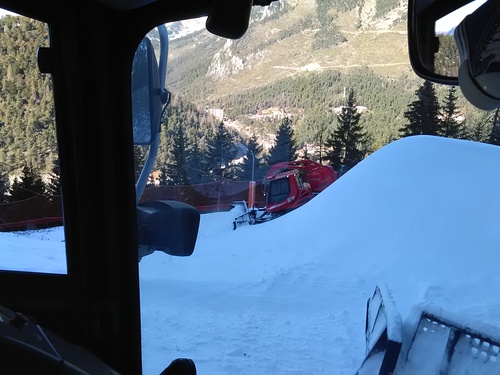 La Colmiane Ski Resort by: gilles magnani