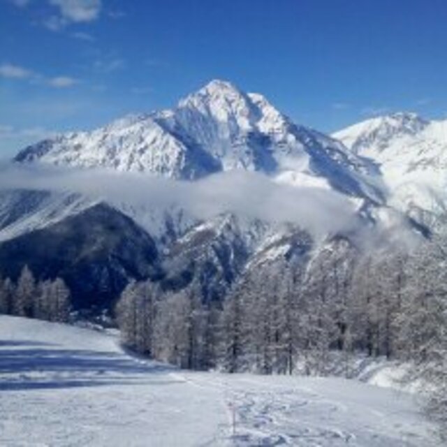 Lovely long red run, San Sicario (Via Lattea)