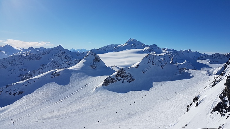 Wildspitze and Tiefenbach gletscher, Sölden