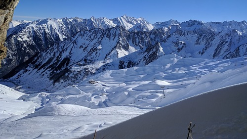 Cauterets Ski Resort by: Benjamin Laurent