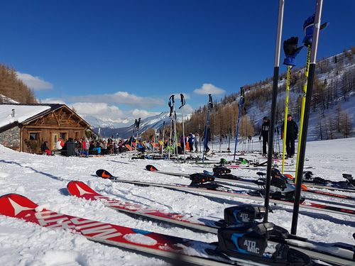 La Thuile Ski Resort by: Stephen Coupe