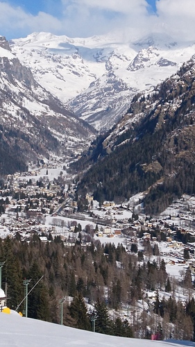 Saint-Jean d'Aulps La Grande Terche Ski Resort by: Steve Playford