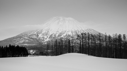 Niseko Grand Hirafu Ski Resort by: Snow Forecast Admin