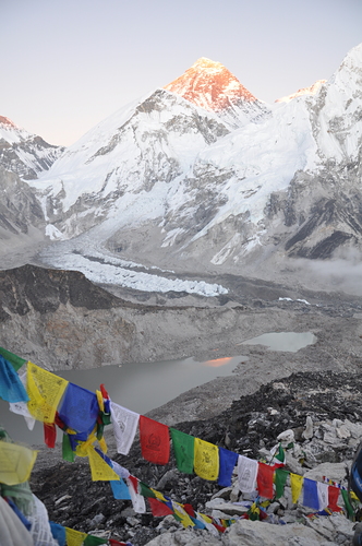 Mount Everest Ski Resort by: Xavier Bonet