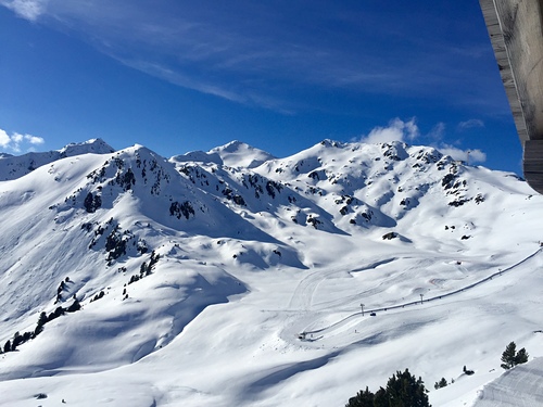 Mayrhofen Ski Resort by: Natalia Danilchenko