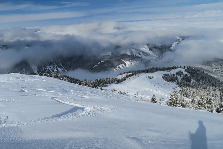 Karakol Mountain Ski Base snow