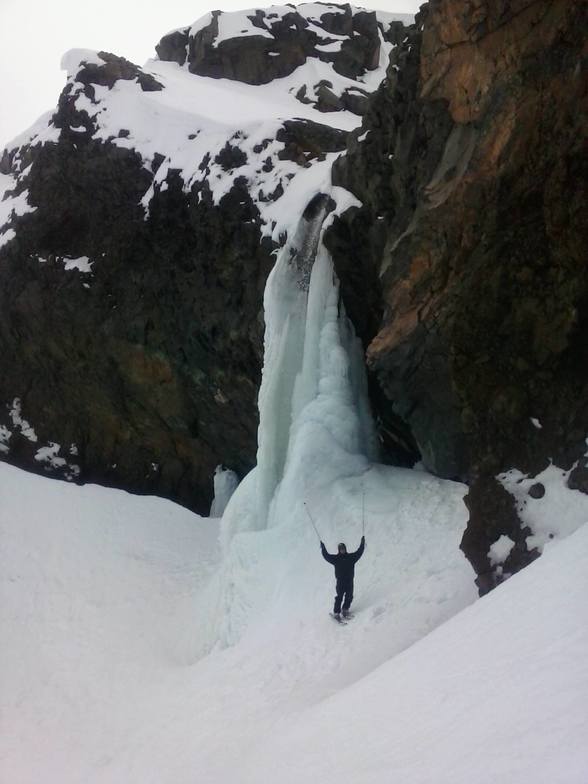 Frozen waterfall, Turoa