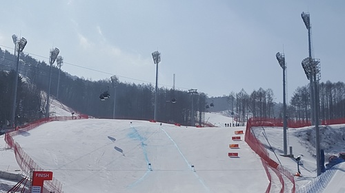 PyeongChang-Jeongseon Alpine Centre Ski Resort by: Byung Chun,Moon