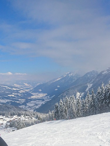 Krimml Ski Resort by: Daphne van Arkel