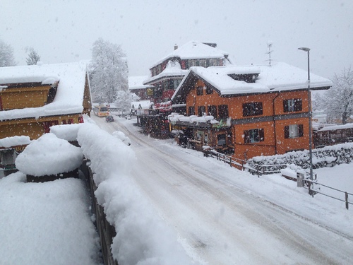 Grindelwald Ski Resort by: bob cordingley