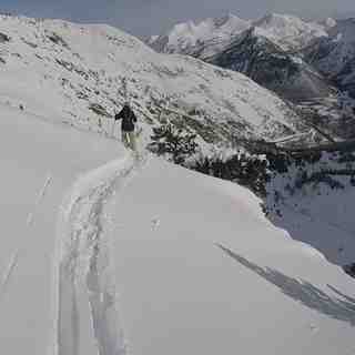 Skiing powder with the Pic de Certascan (2853m) watching, Tavascan - Pleta del Prat