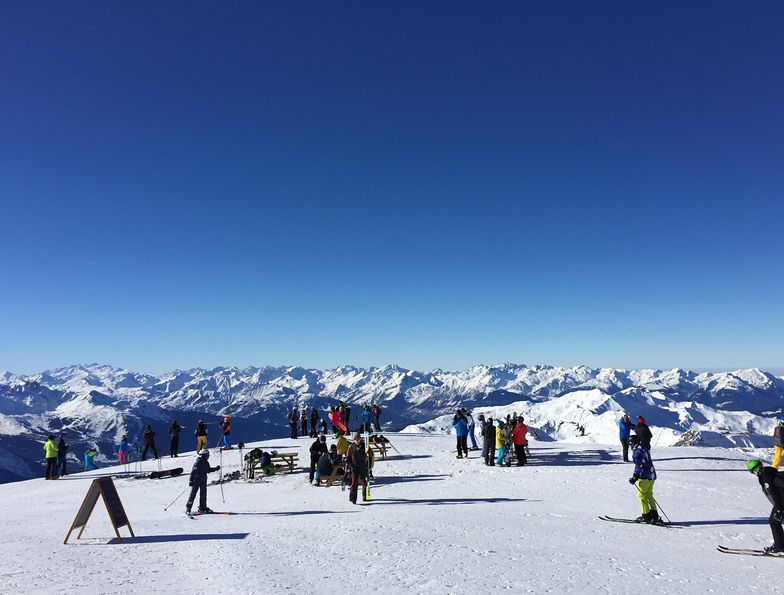 View into blue, La Plagne